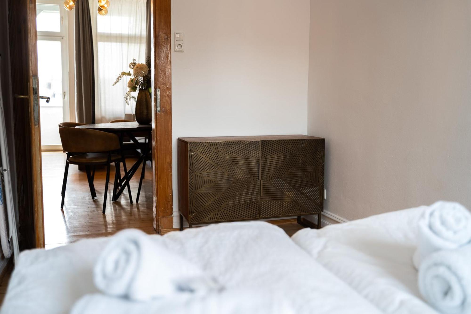 Junik Apartments - Deine Cityapartments In Duisburg Room photo